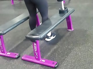Thick Sorority Girl Working out
